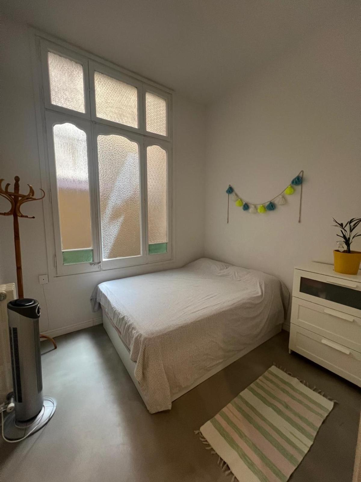 Privada En Compartido * Barcellona